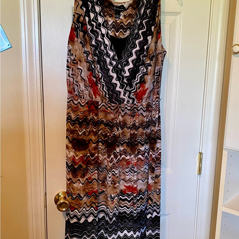 new directions Sleeveless Zigzag knee length Dress - Black, Brown & Red